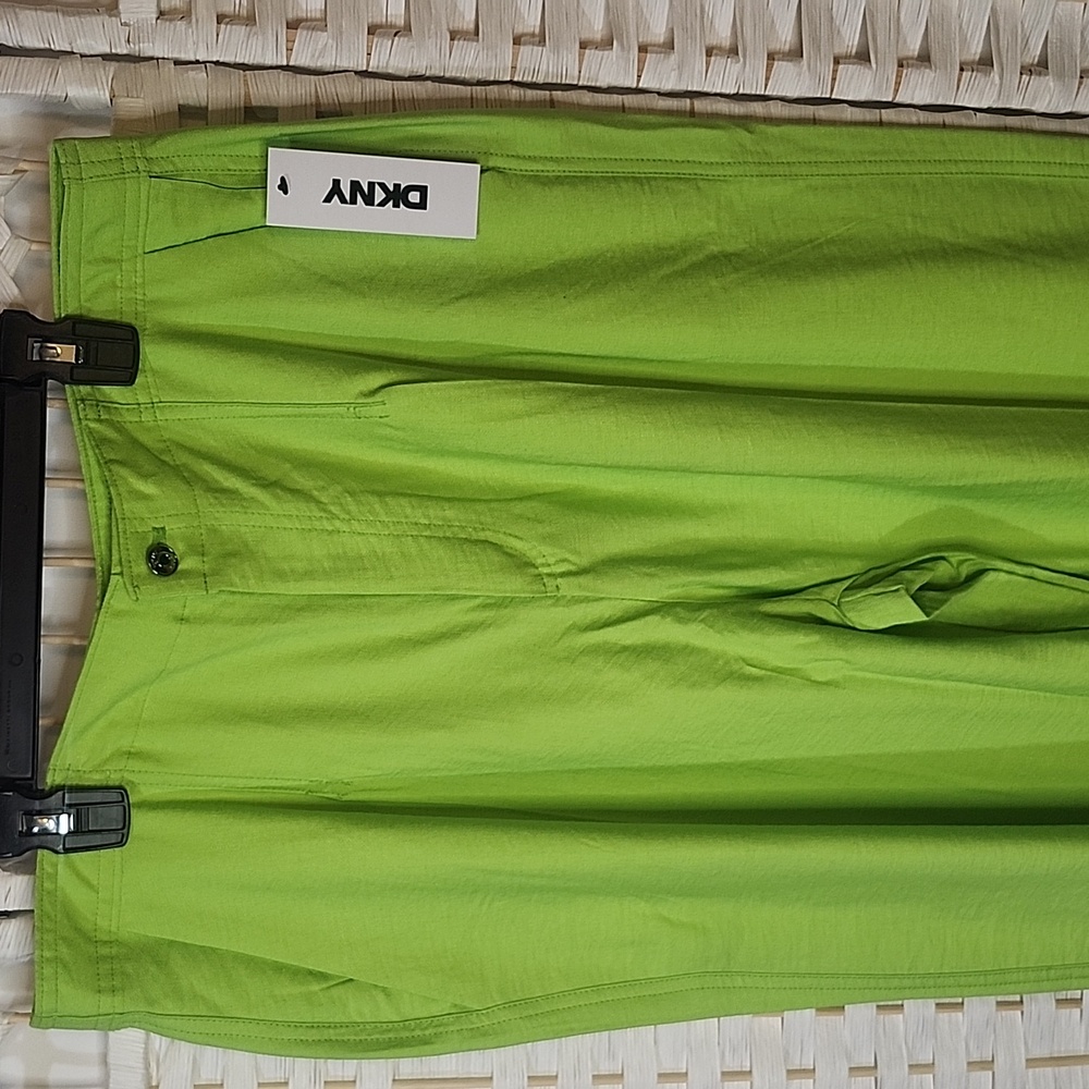 DKNY- NWT Bright Green Wide Leg Pants - Picture 2 of 8